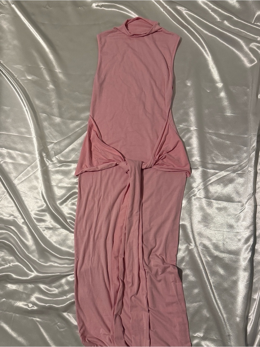 Sleeveless Pink Tie-Waist Maxi Dress